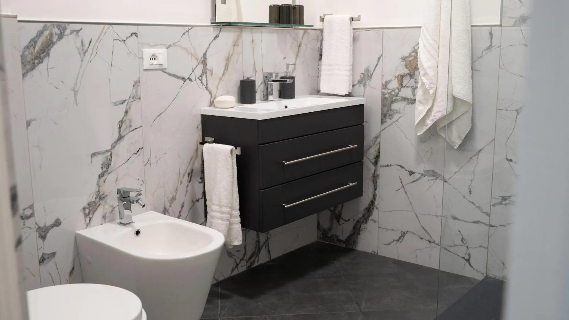Allegro Suite Rapallo 0*,